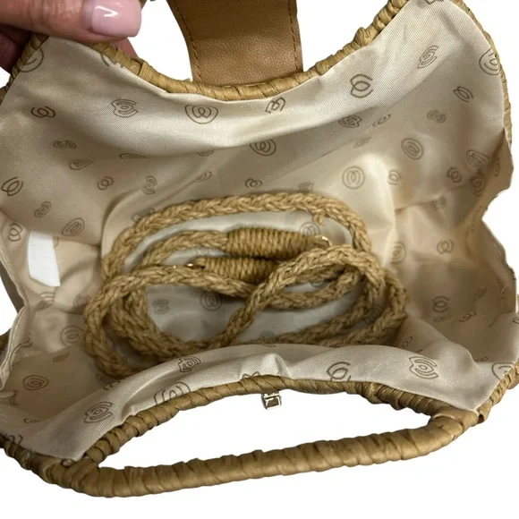 NEW Woven Wicker Frame Seashell Handbag - Picture 5 of 11